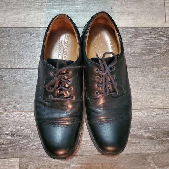 Bostonian Strada Men's Italian Dress Shoes - Picture 3 of 16